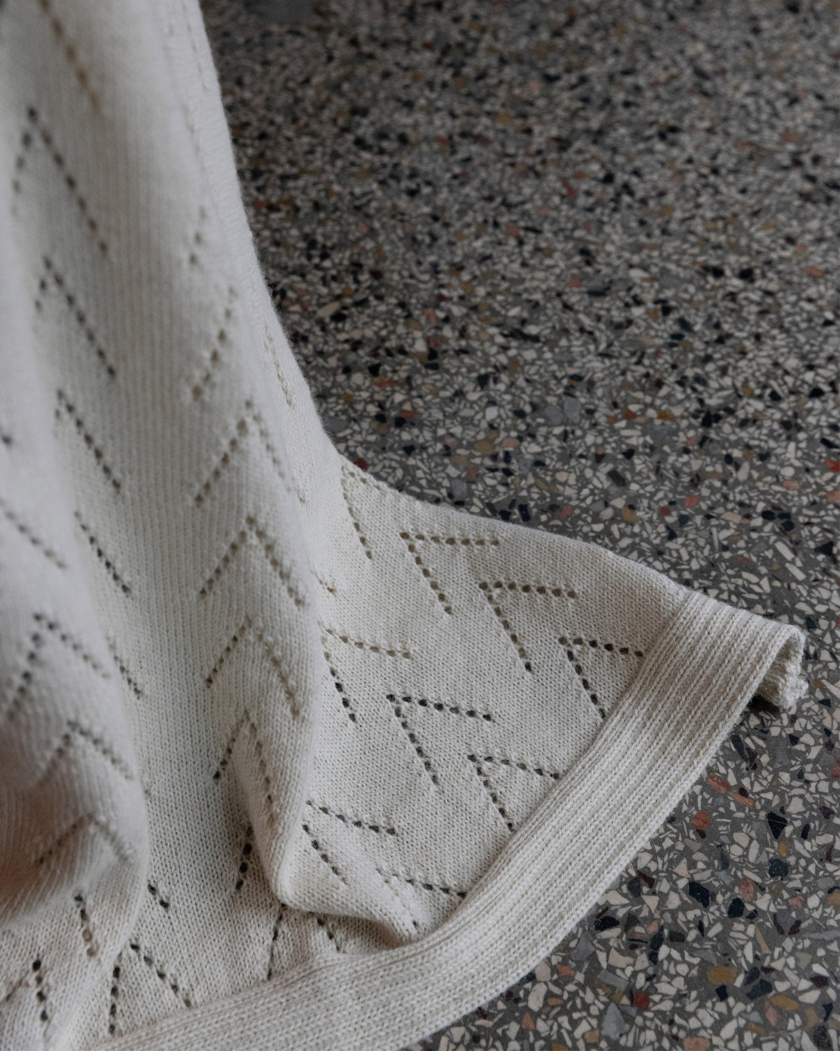 Lace Front Pointelle Blanket - 100x70 cm - Cream